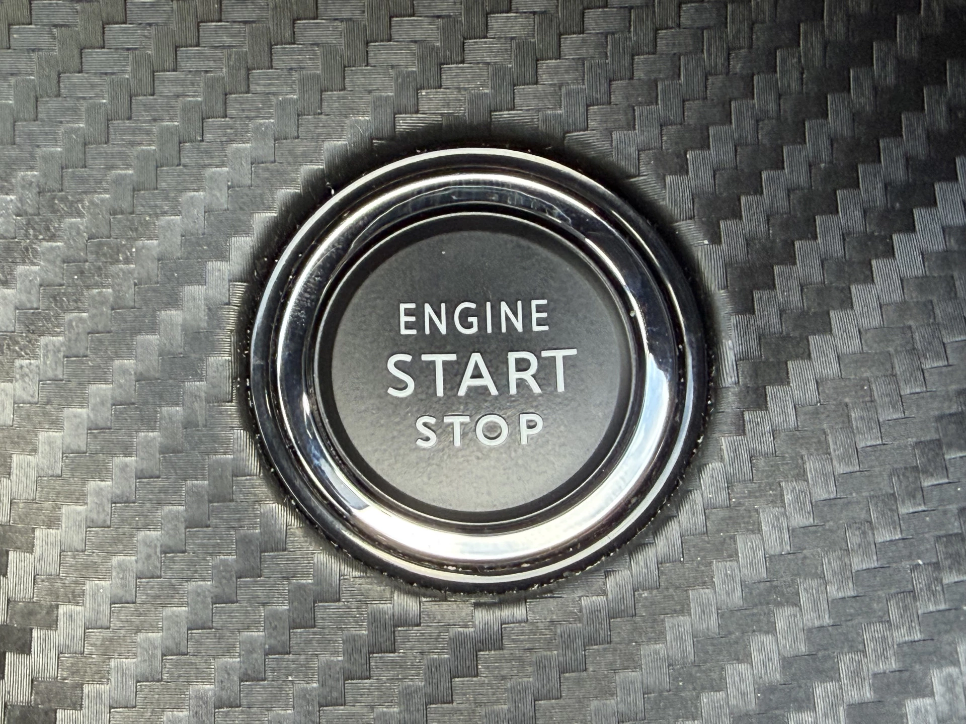 Hoofdafbeelding Peugeot e-2008