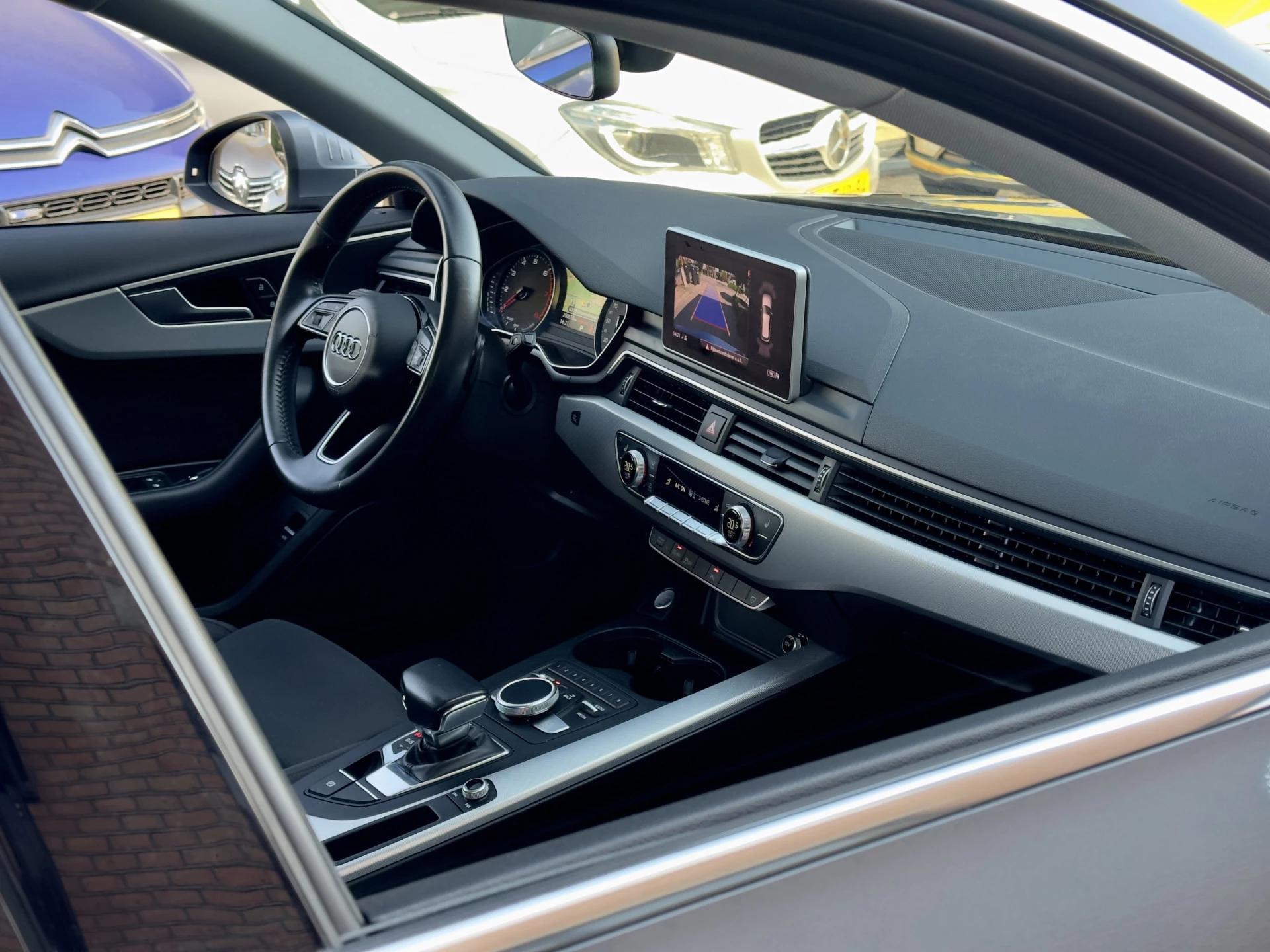 Hoofdafbeelding Audi A4