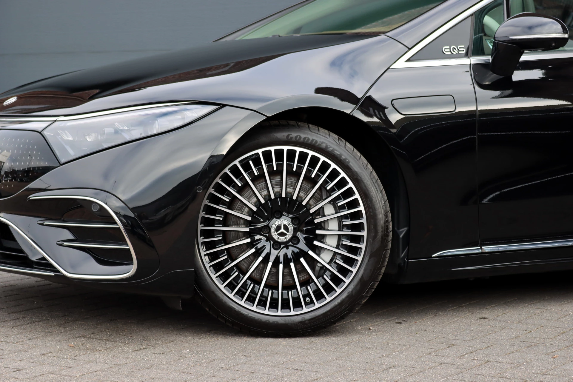 Hoofdafbeelding Mercedes-Benz EQS