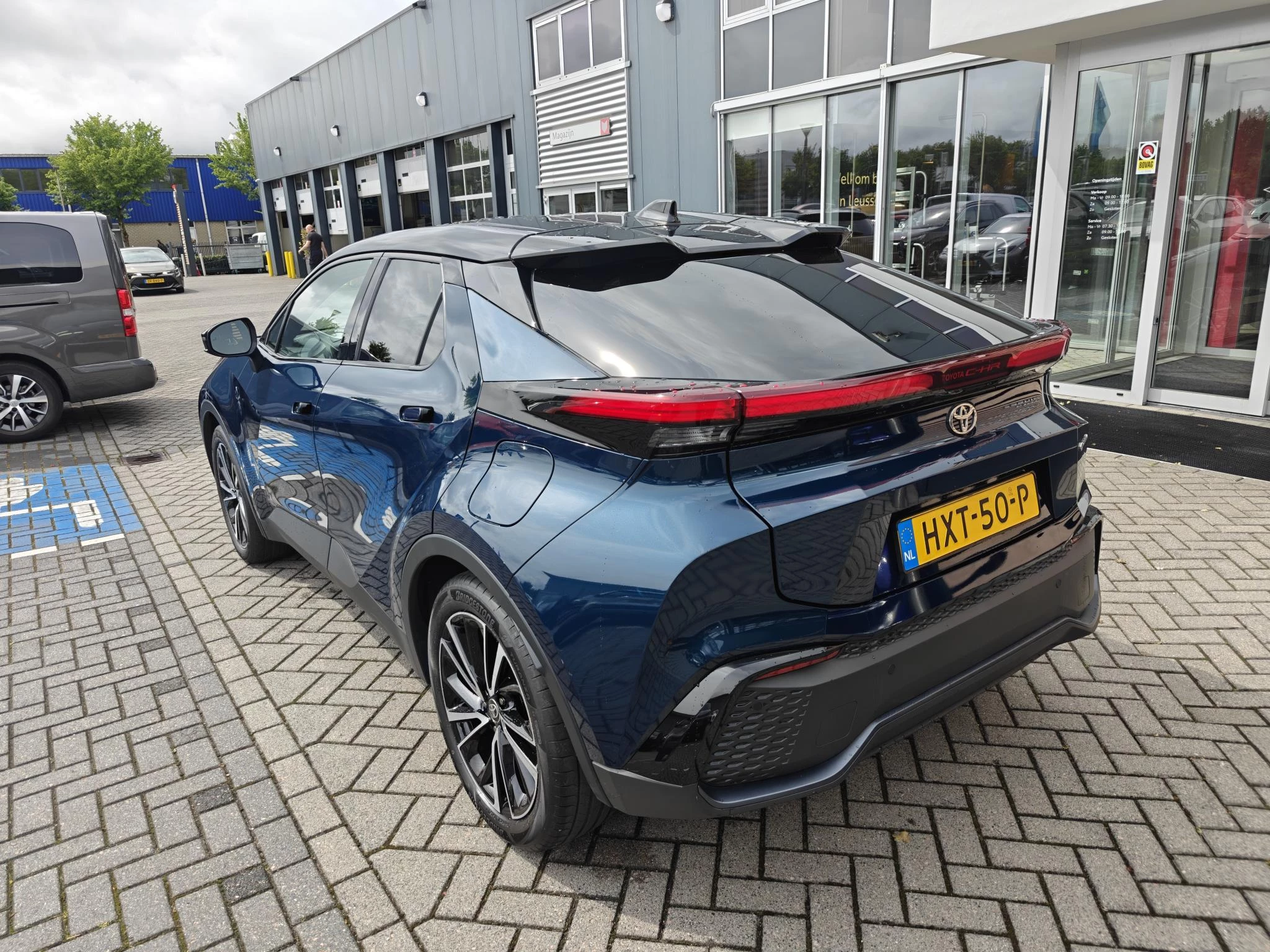 Hoofdafbeelding Toyota C-HR