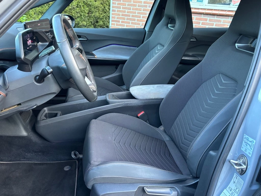 Hoofdafbeelding CUPRA Born