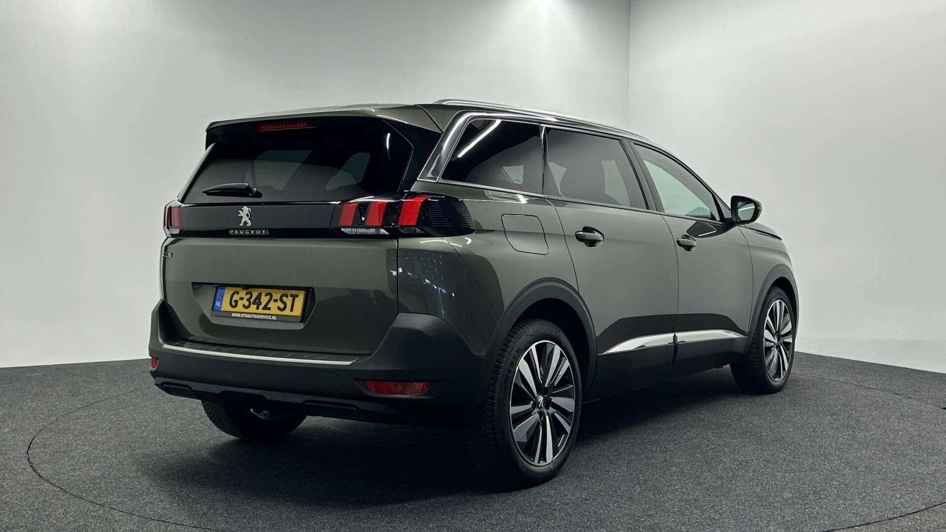 Hoofdafbeelding Peugeot 5008