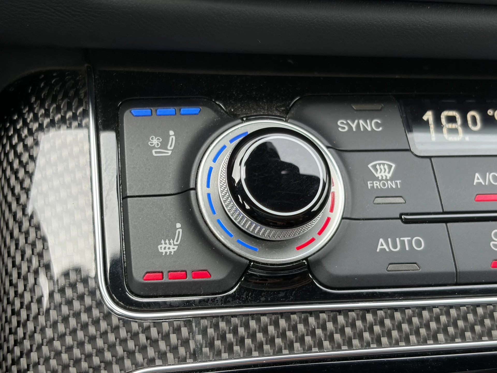 Hoofdafbeelding Audi A8