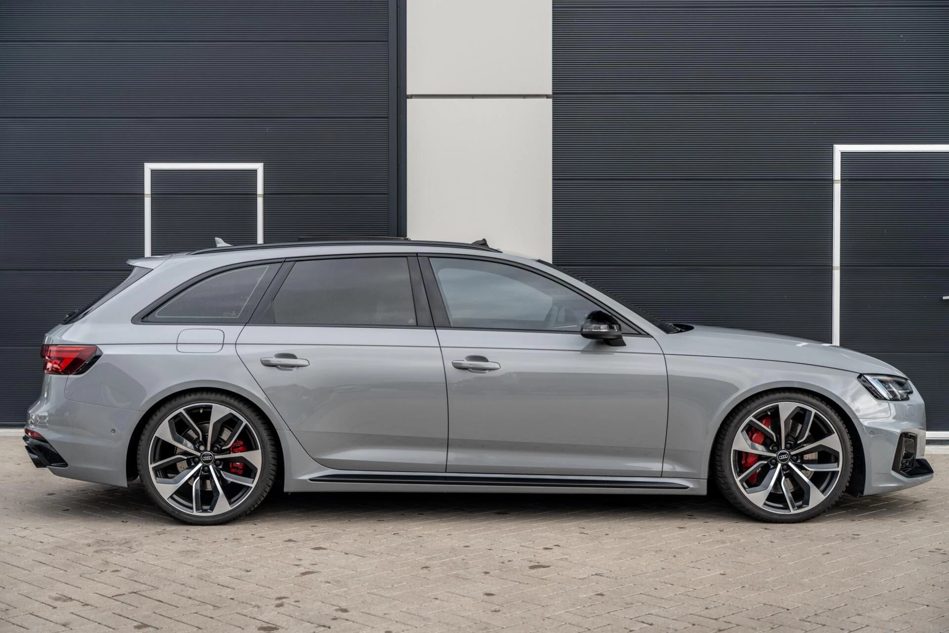 Hoofdafbeelding Audi RS4