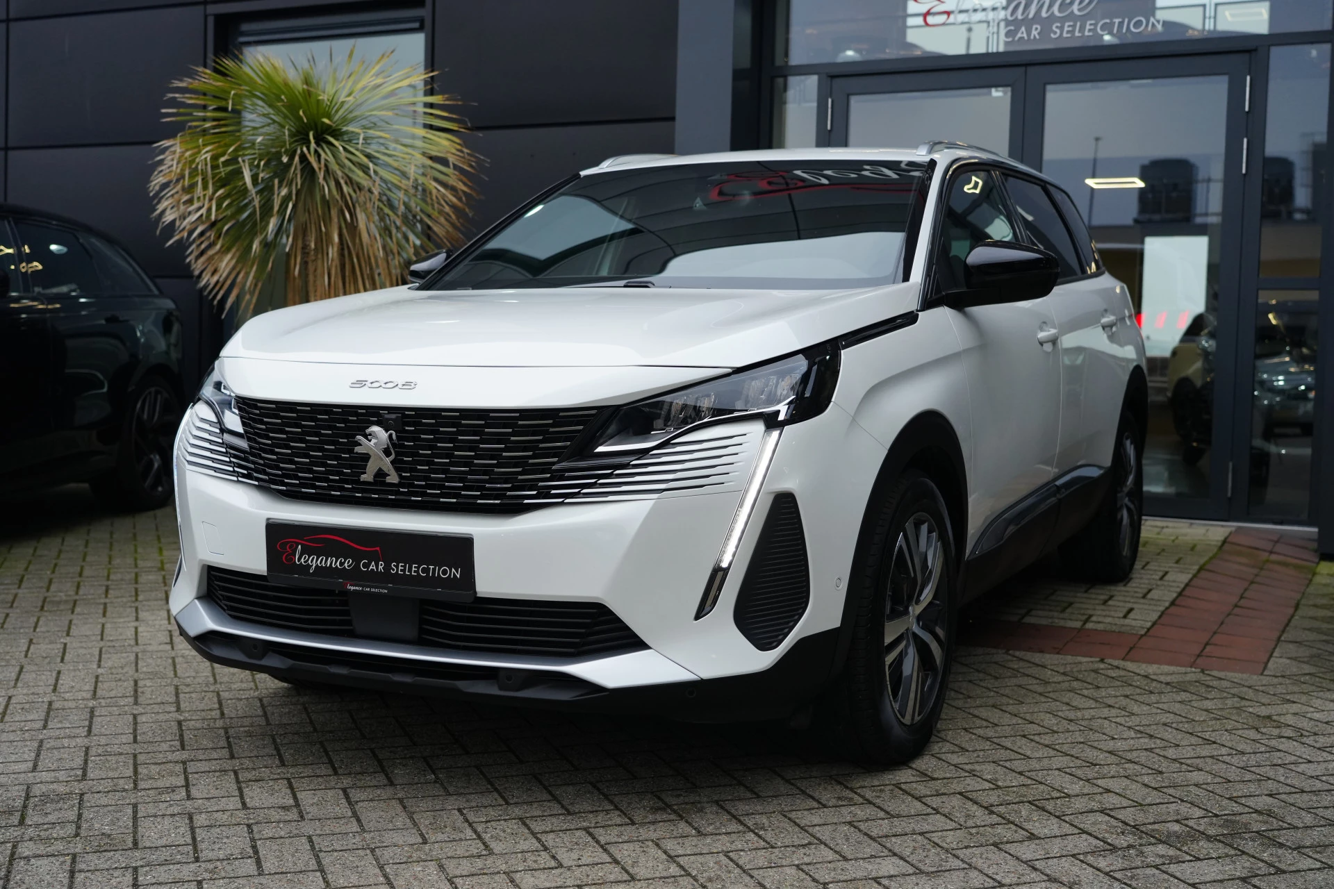 Hoofdafbeelding Peugeot 5008