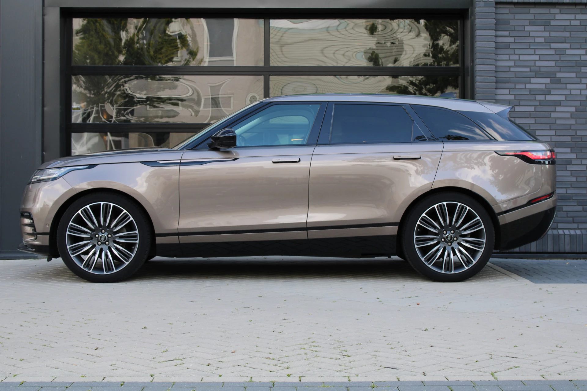 Hoofdafbeelding Land Rover Range Rover Velar