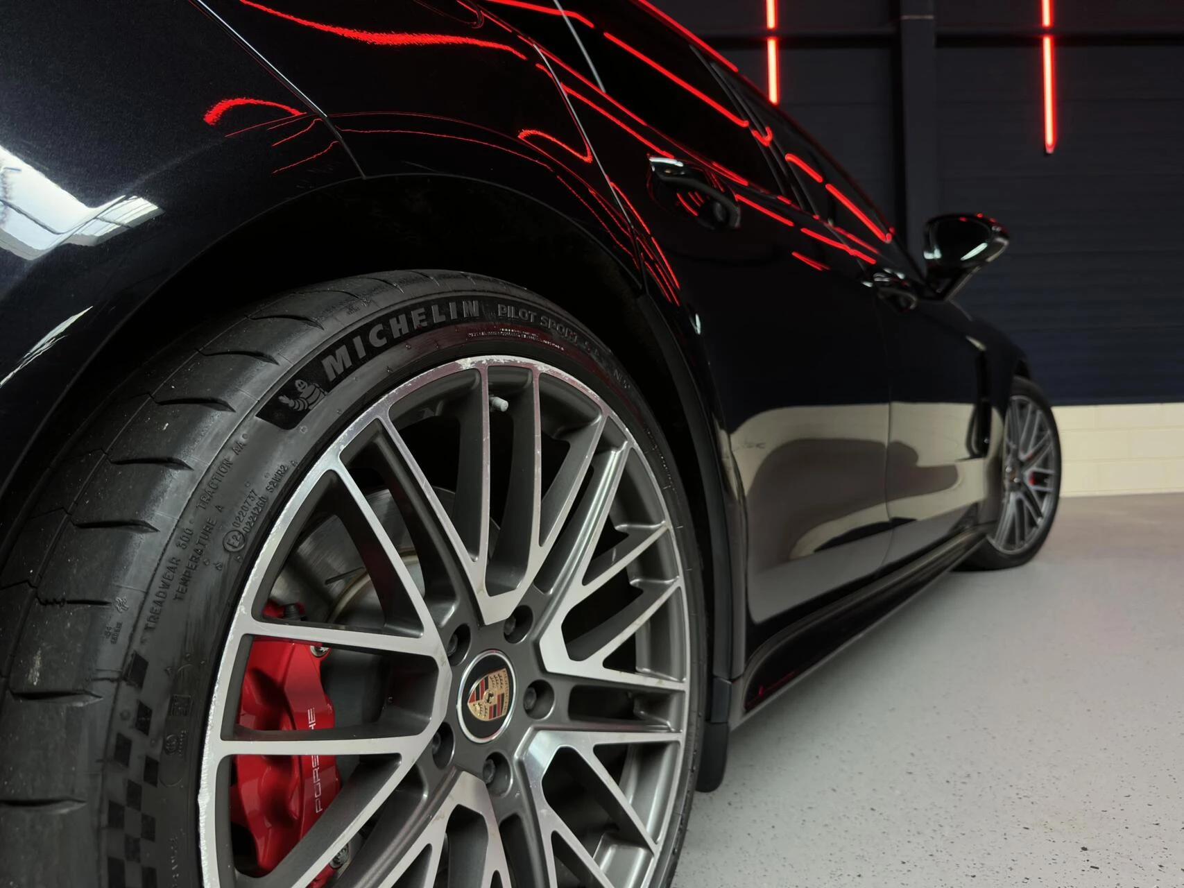 Hoofdafbeelding Porsche Panamera