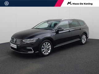 Volkswagen Passat Variant 1.4TSI PHEV 115kW/156PK GTE Business DSG · Navigatie · Massage functie · Camera + Parkeersensoren