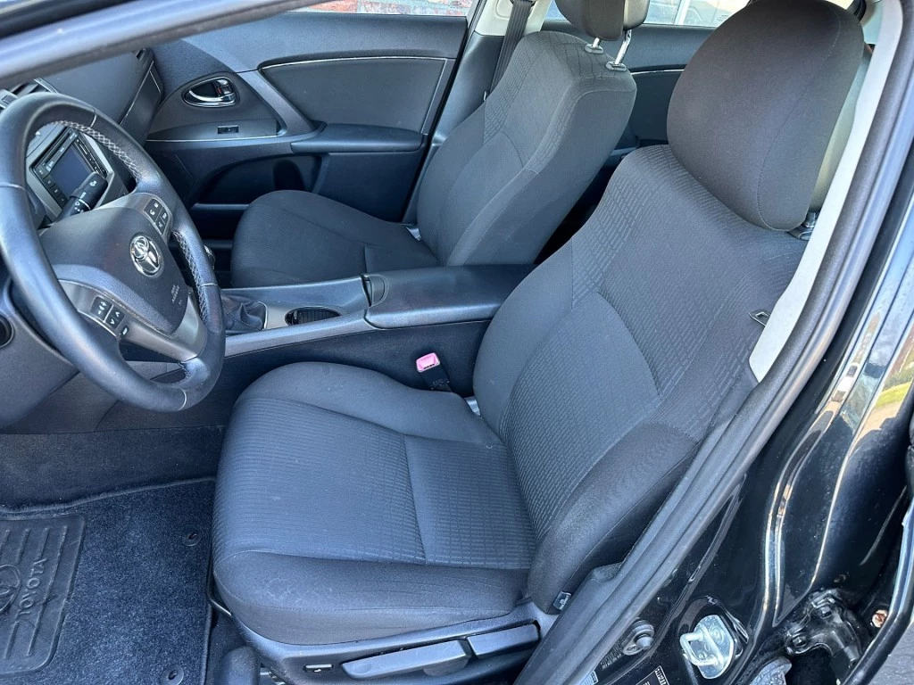 Hoofdafbeelding Toyota Avensis