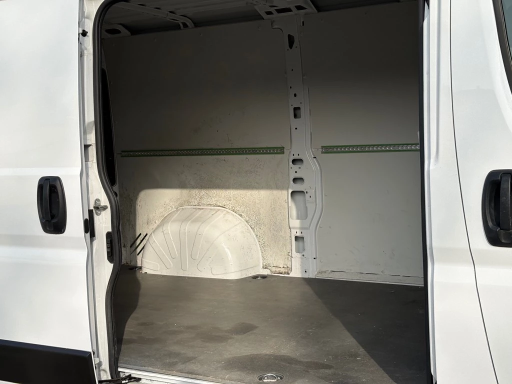 Hoofdafbeelding Opel Movano