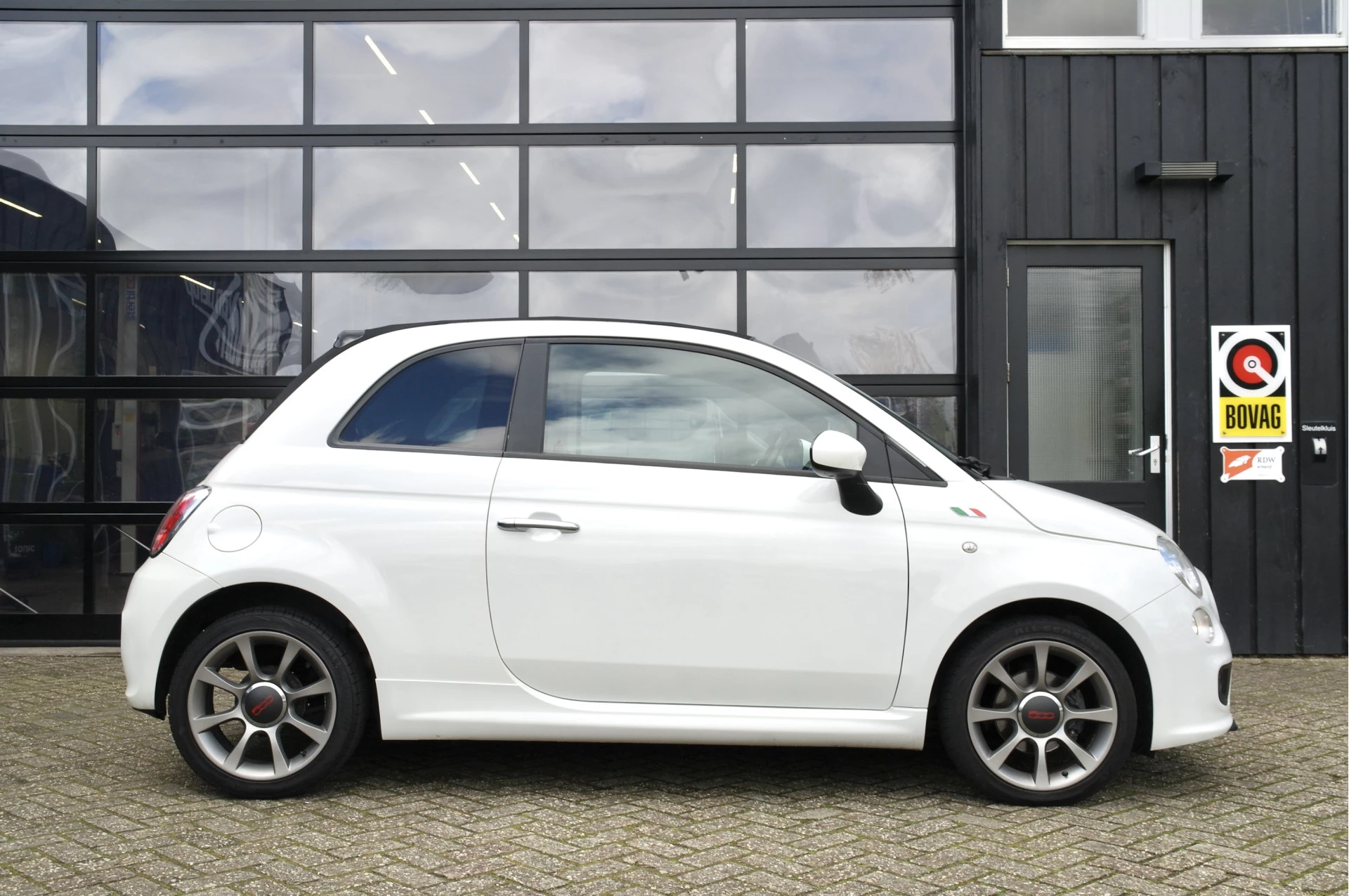 Hoofdafbeelding Fiat 500C
