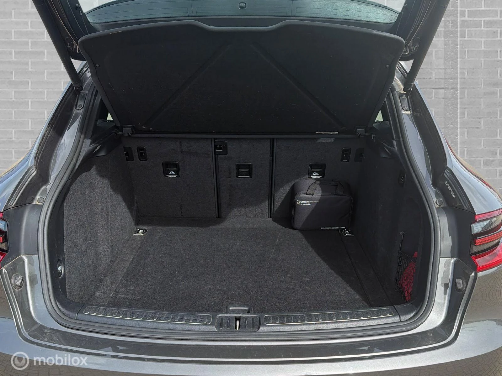 Hoofdafbeelding Porsche Macan