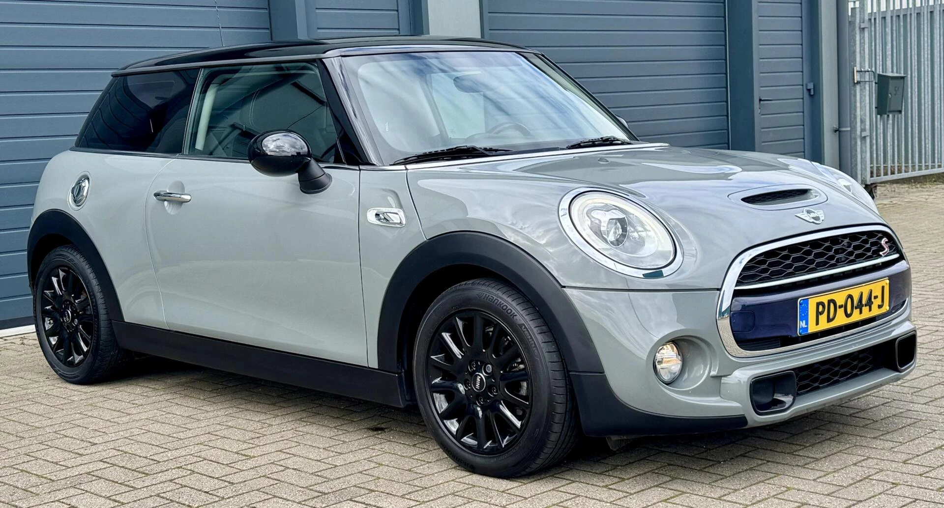 Hoofdafbeelding MINI Cooper S