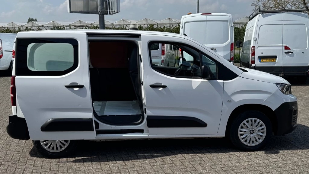Hoofdafbeelding Peugeot Partner