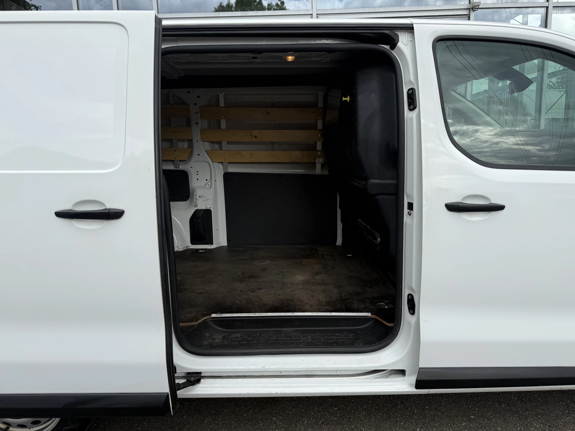 Hoofdafbeelding Peugeot Expert