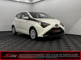Toyota Aygo 1.0 VVT-i x-play limited Airco, Apple carplay, Camera, Cruise control, A start stop
