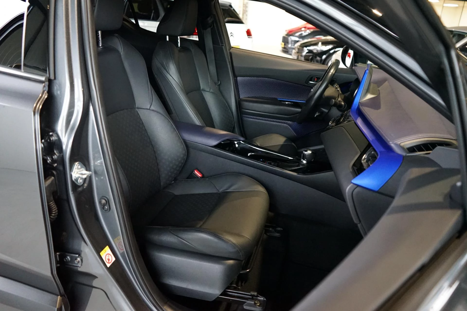 Hoofdafbeelding Toyota C-HR