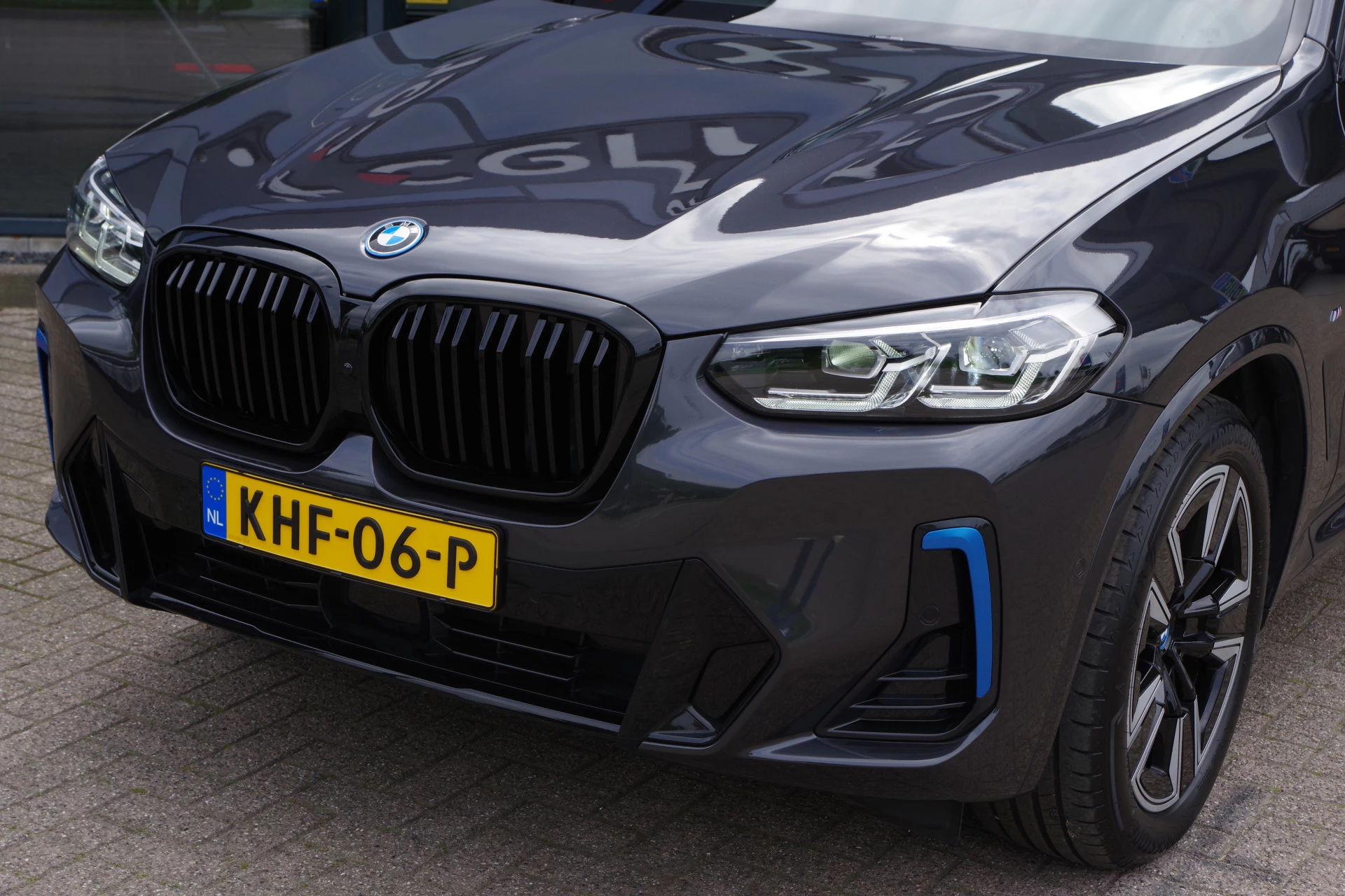 Hoofdafbeelding BMW iX3