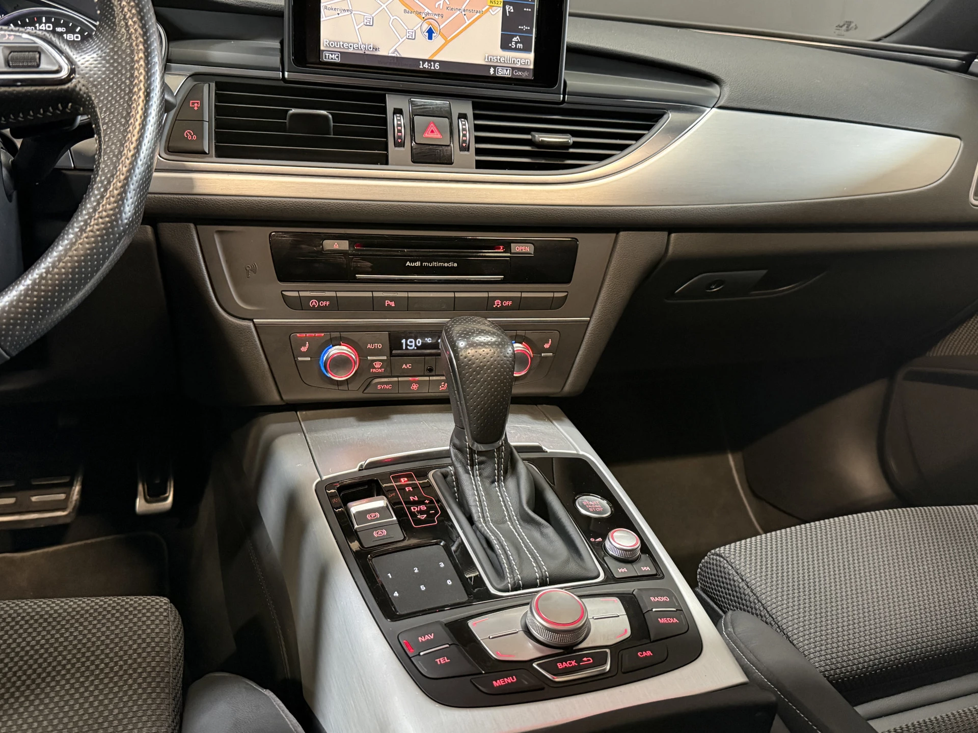 Hoofdafbeelding Audi A6