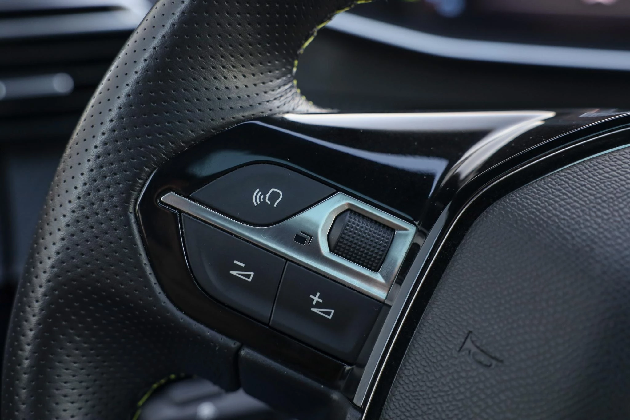 Hoofdafbeelding Peugeot e-208