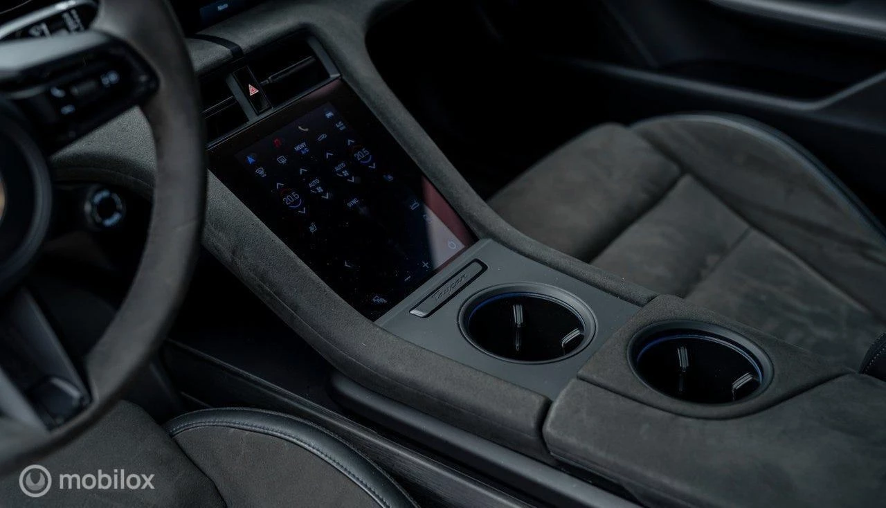 Hoofdafbeelding Porsche Taycan