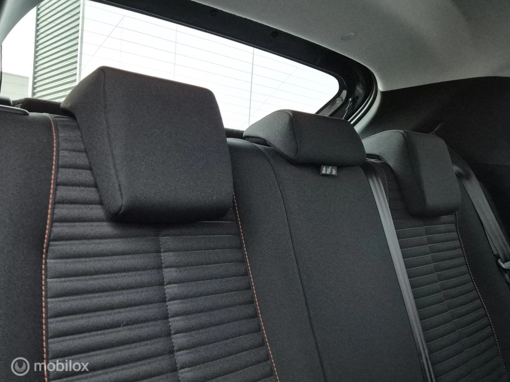 Hoofdafbeelding Peugeot e-208