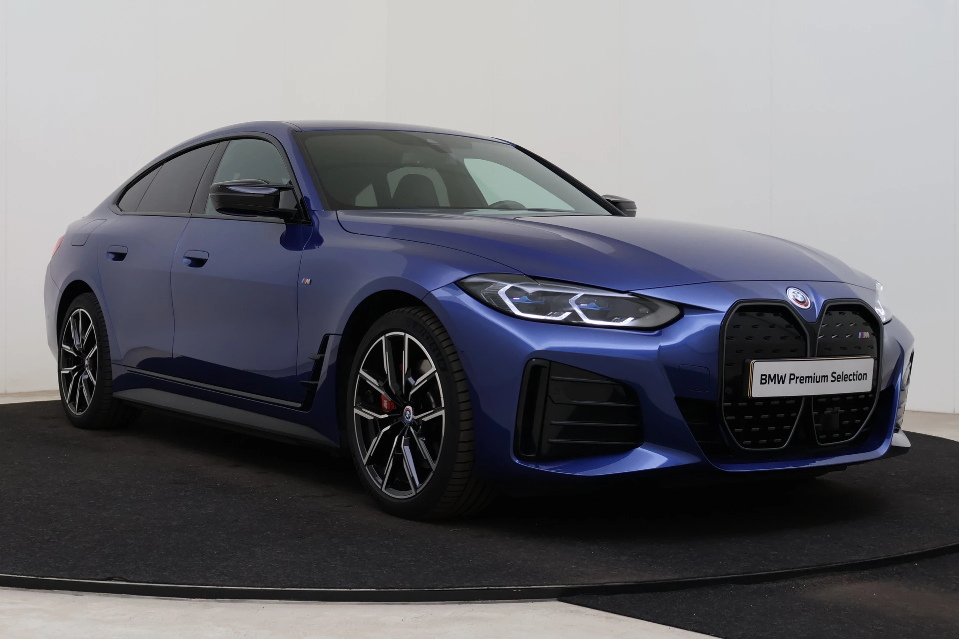 Hoofdafbeelding BMW i4