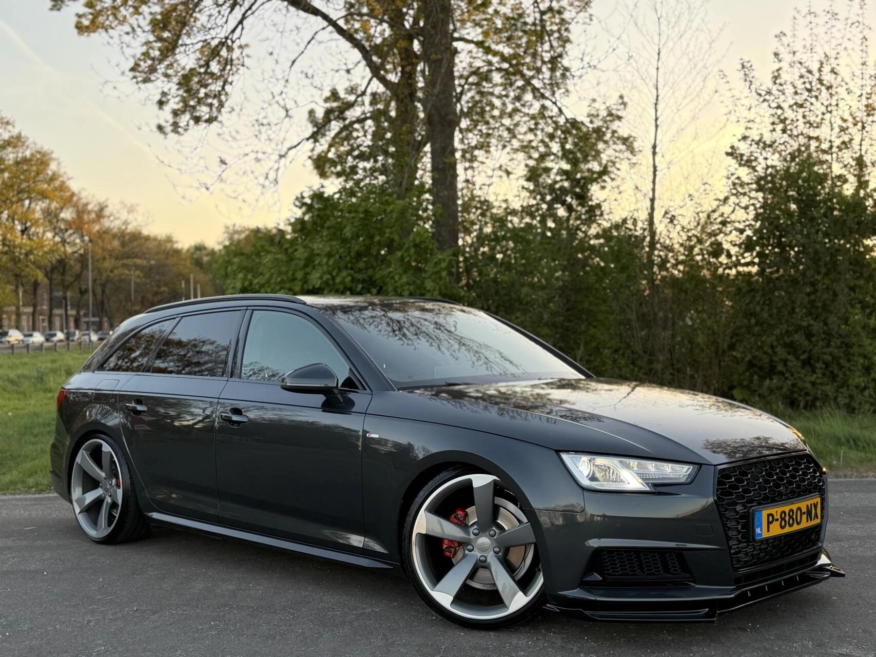Hoofdafbeelding Audi A4