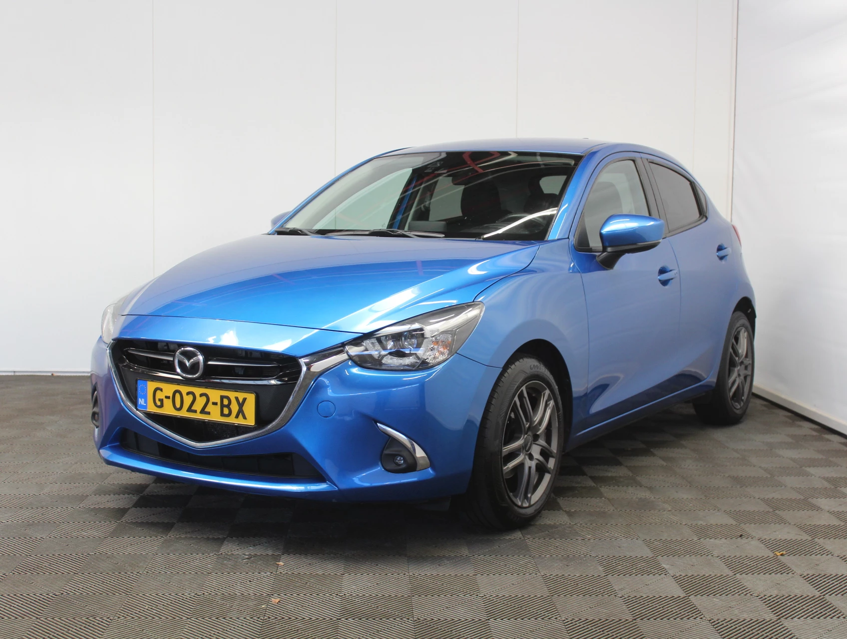 Hoofdafbeelding Mazda 2