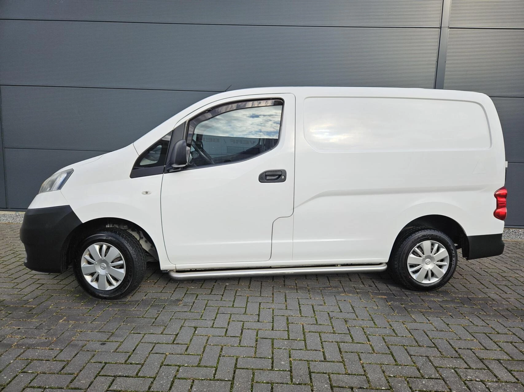 Hoofdafbeelding Nissan NV200