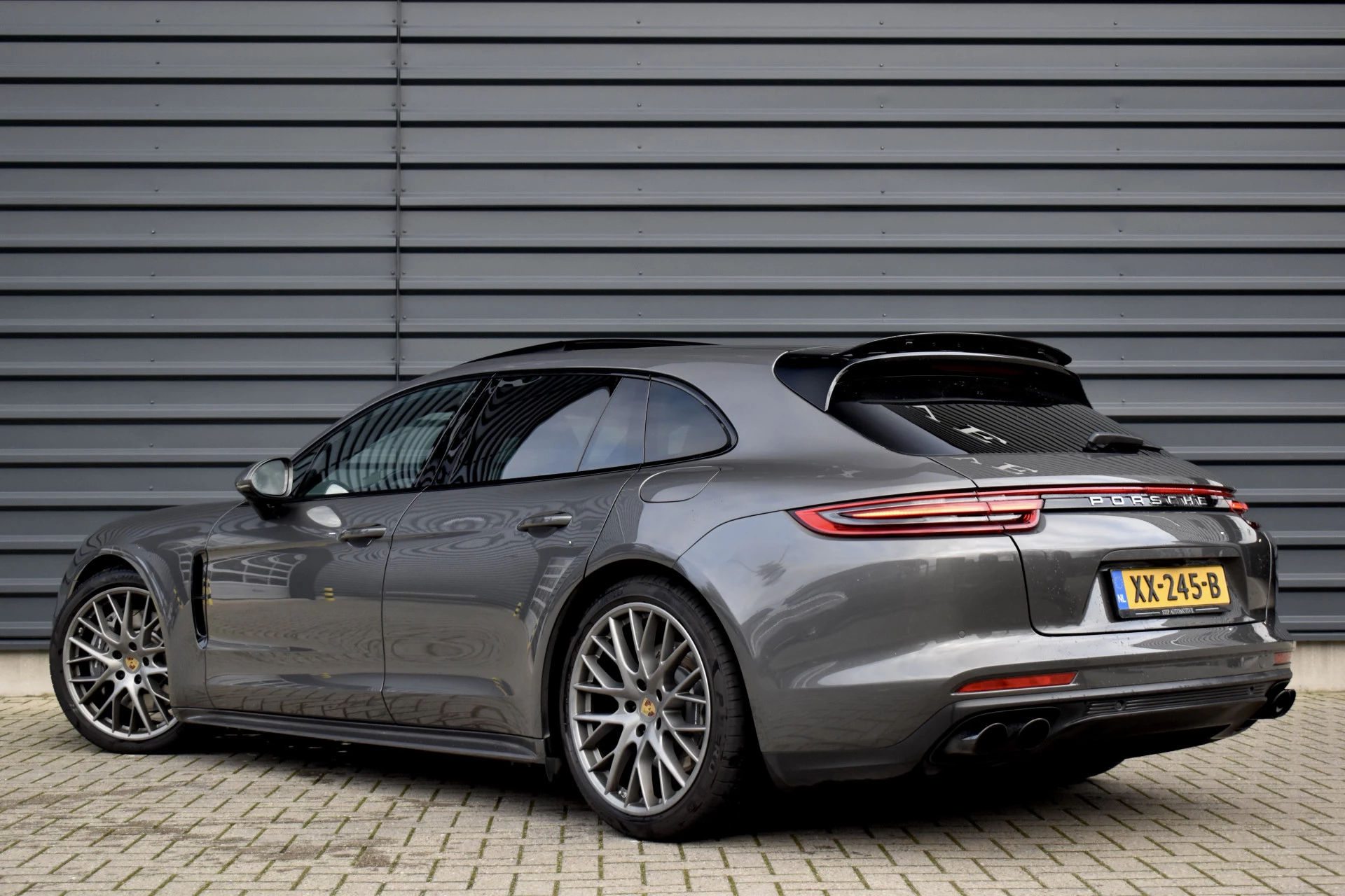 Hoofdafbeelding Porsche Panamera