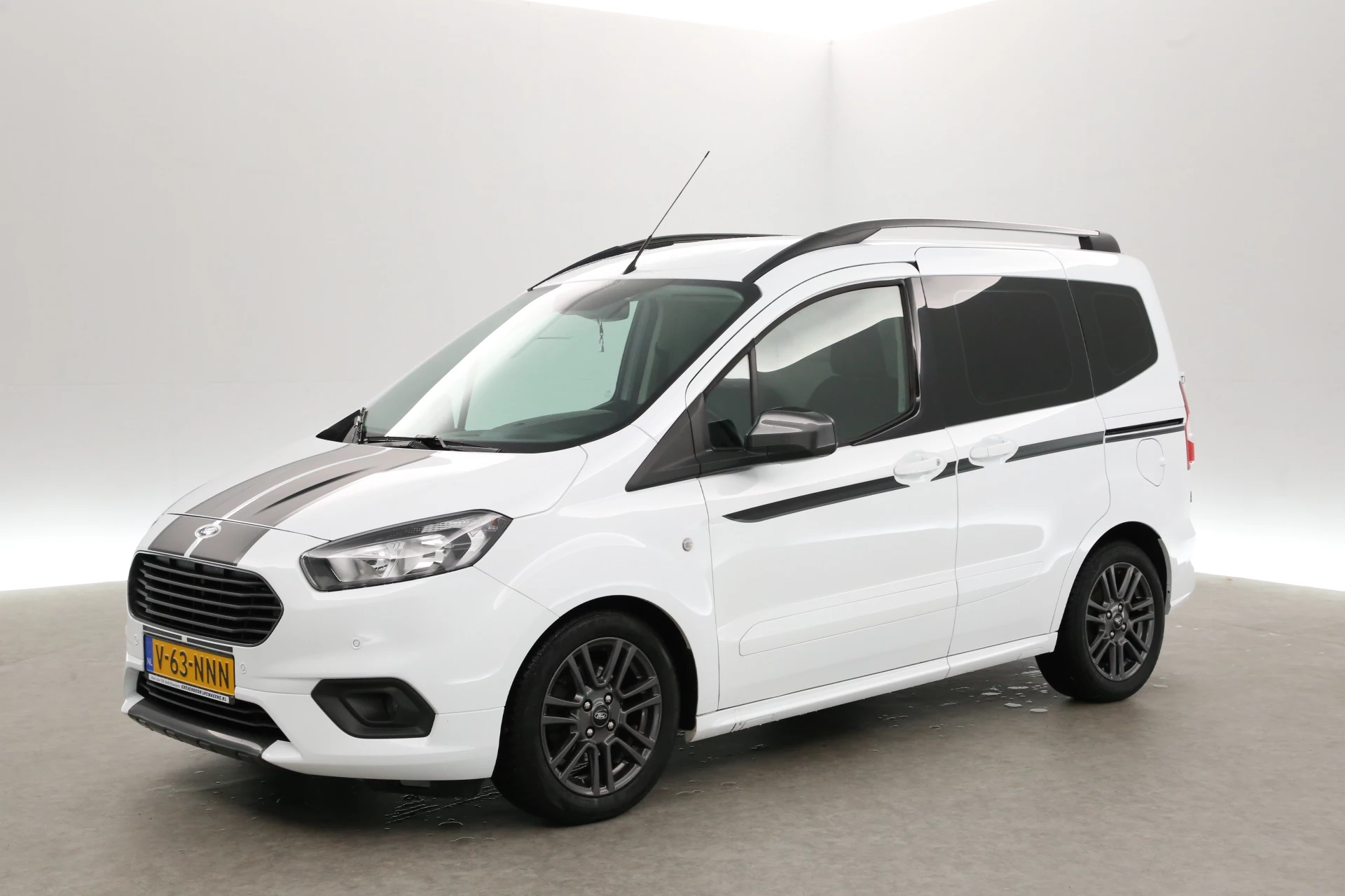 Hoofdafbeelding Ford Transit Courier