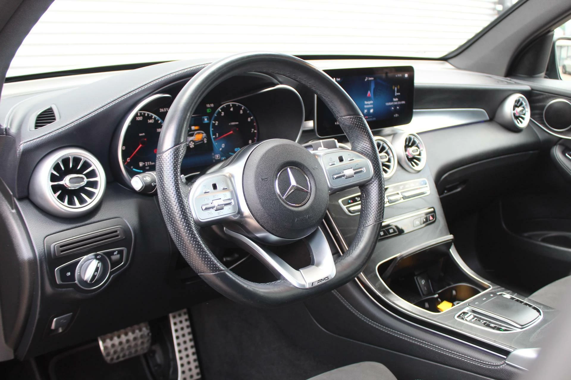 Hoofdafbeelding Mercedes-Benz GLC