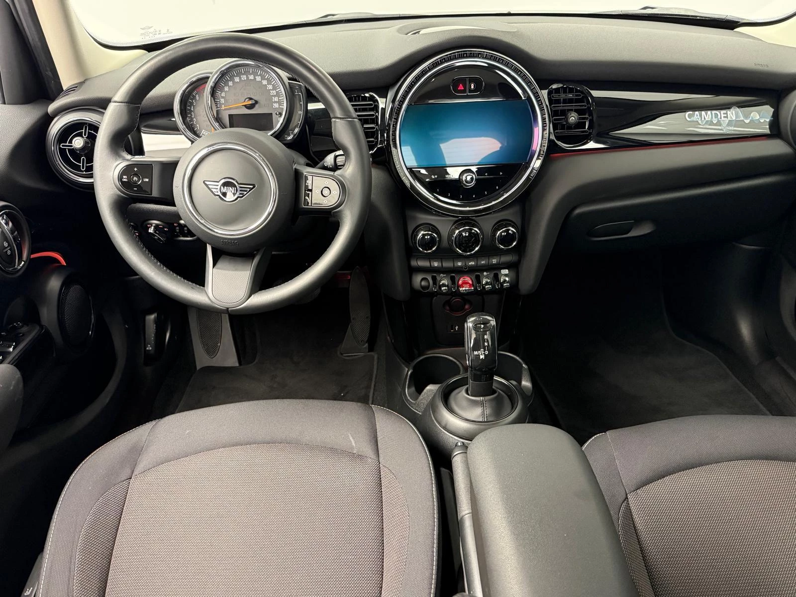 Hoofdafbeelding MINI 5-deurs