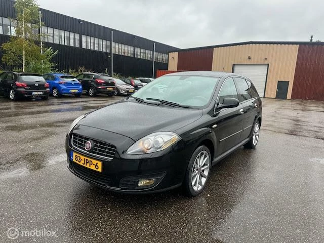 Hoofdafbeelding Fiat Croma