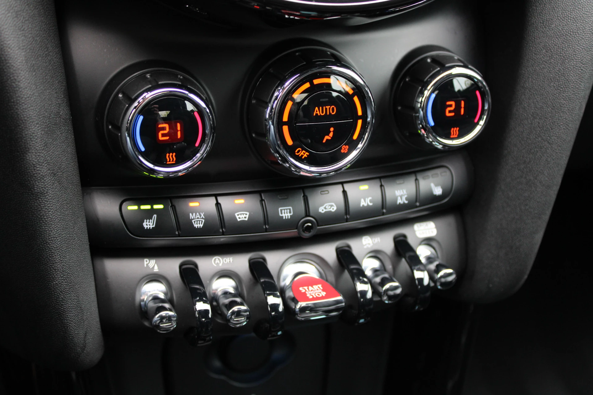 Hoofdafbeelding MINI Cooper Cabrio