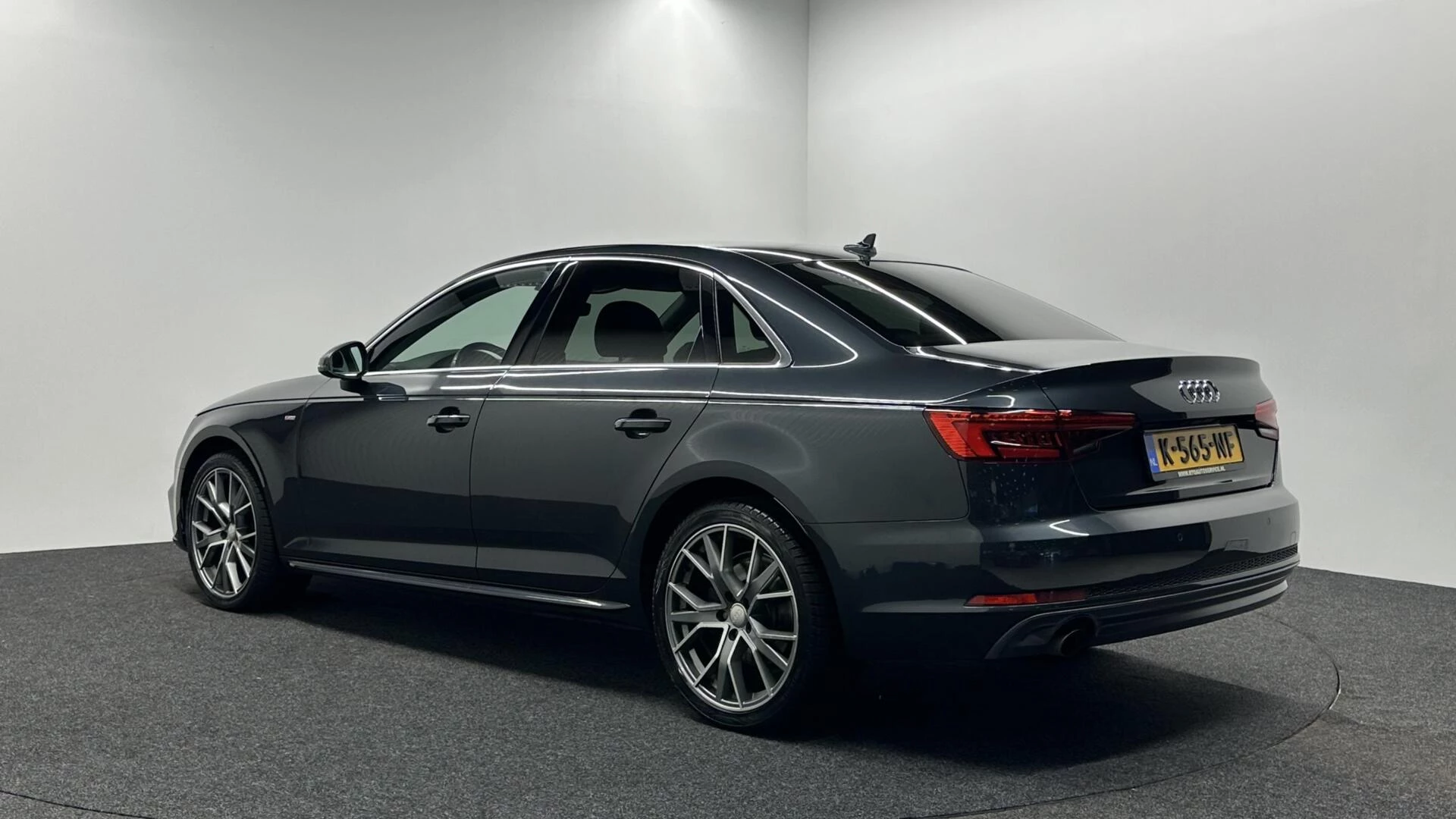 Hoofdafbeelding Audi A4
