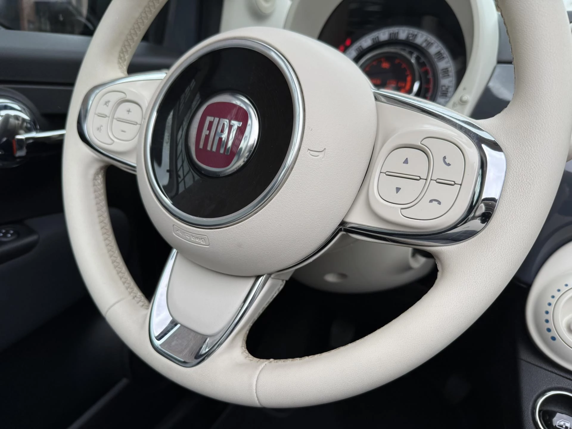 Hoofdafbeelding Fiat 500C