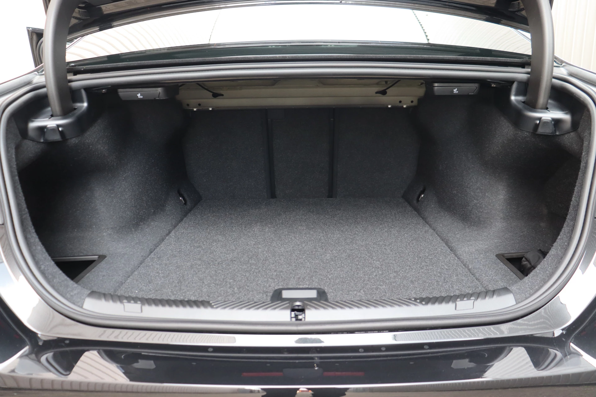 Hoofdafbeelding BMW i5