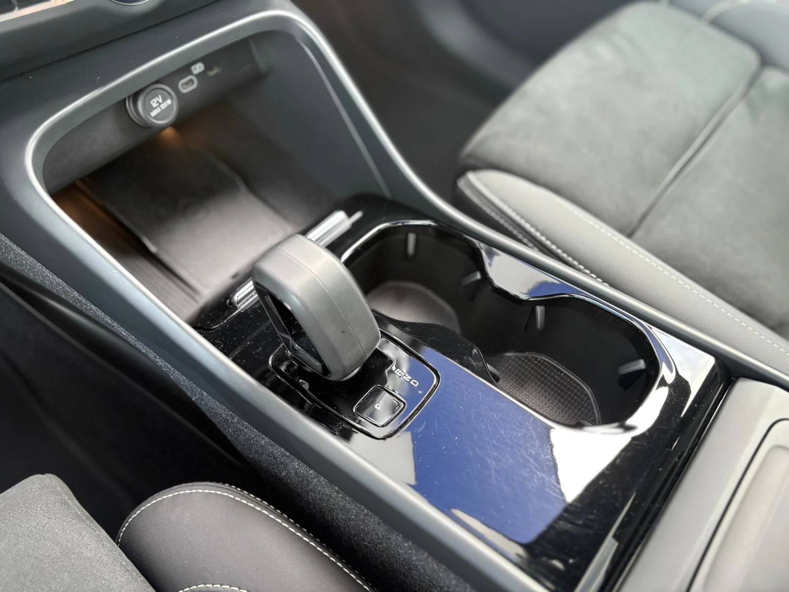 Hoofdafbeelding Volvo C40