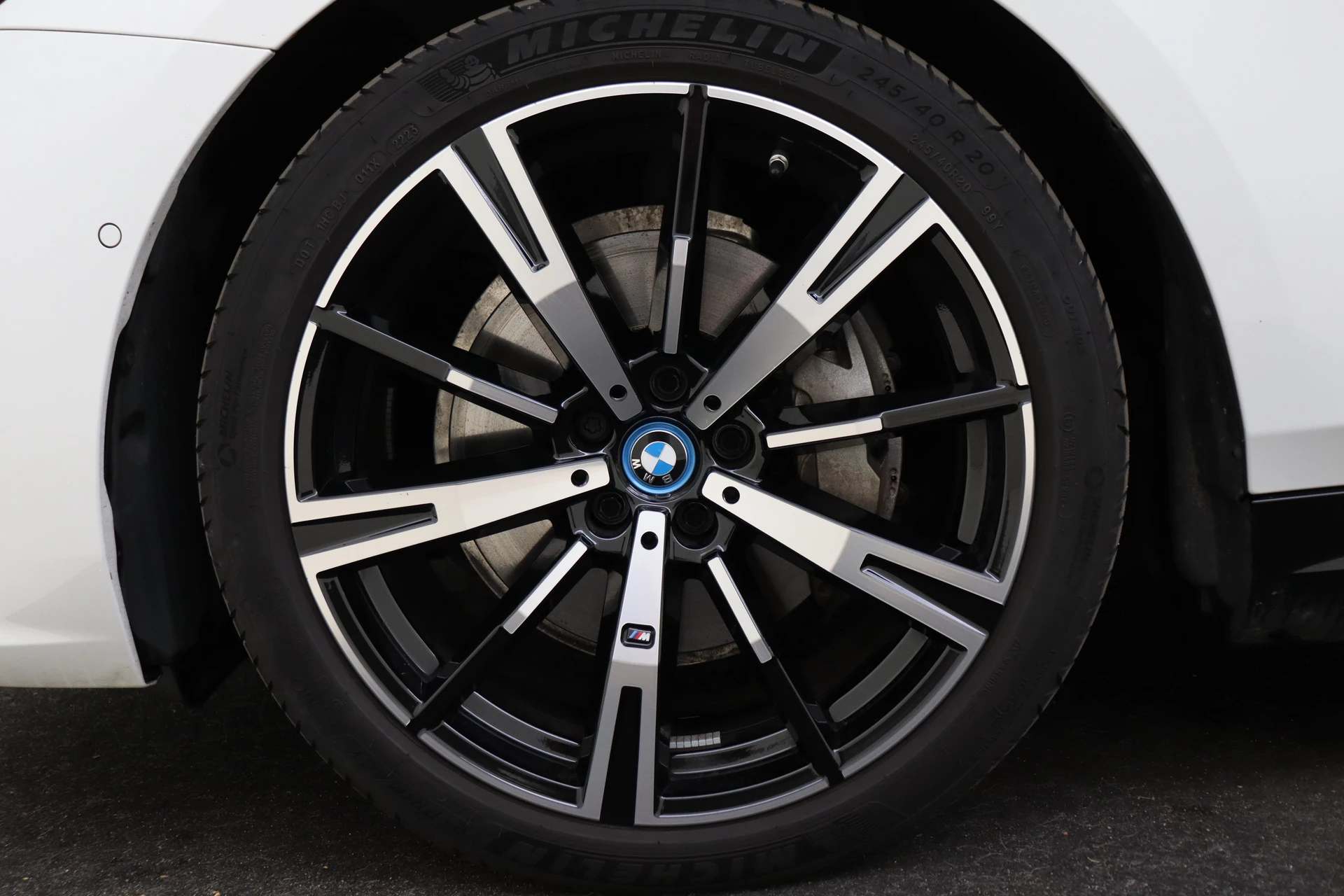 Hoofdafbeelding BMW i5