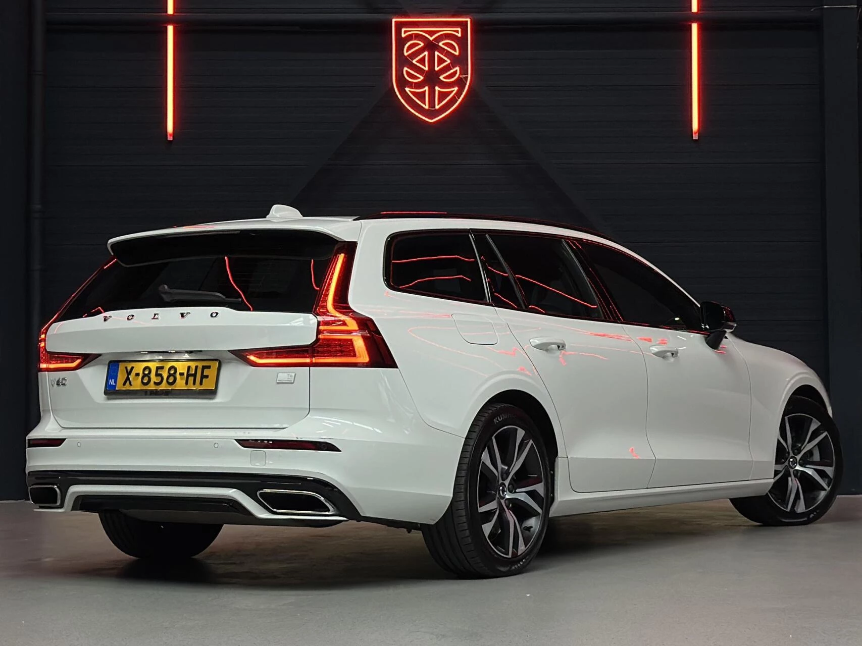 Hoofdafbeelding Volvo V60