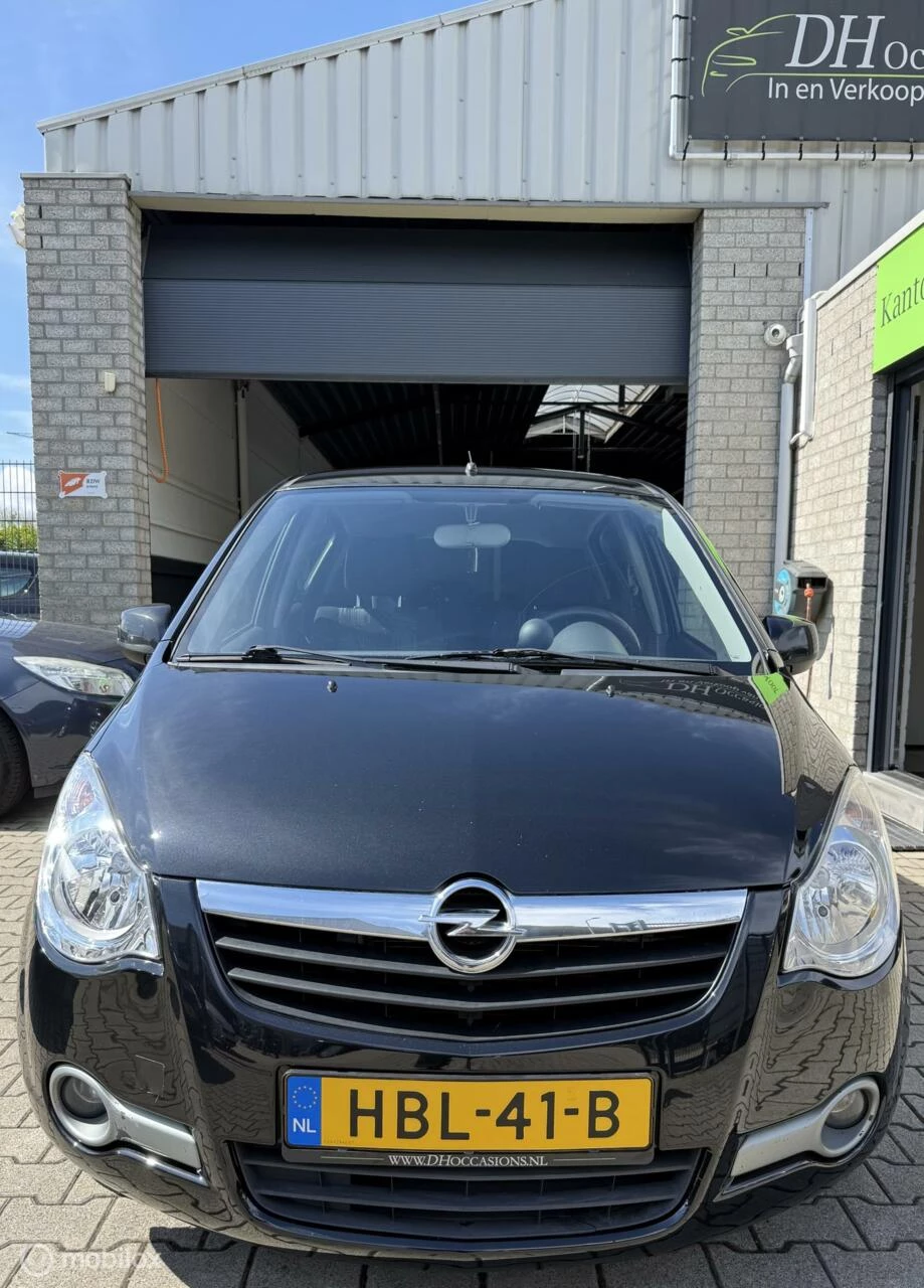 Hoofdafbeelding Opel Agila