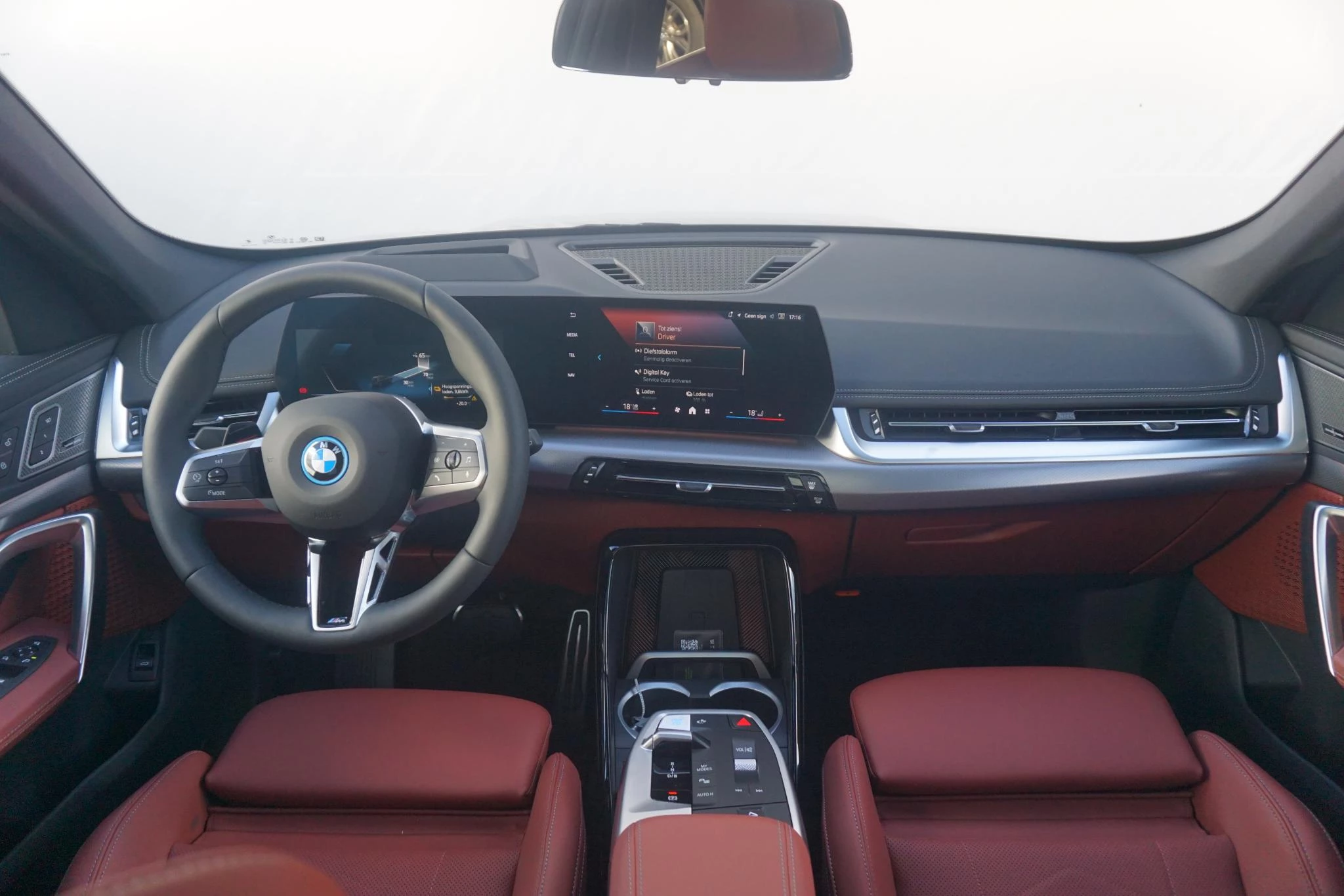 Hoofdafbeelding BMW iX1