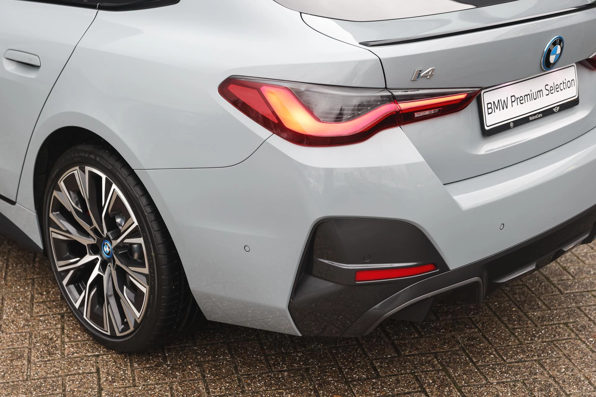 Hoofdafbeelding BMW i4