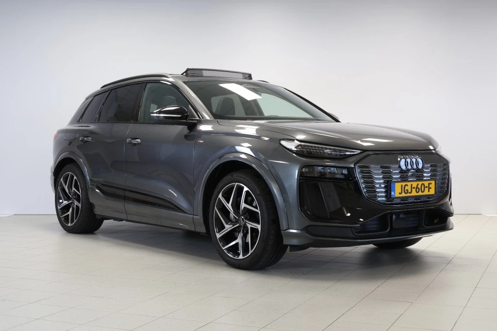 Hoofdafbeelding Audi Q6 e-tron