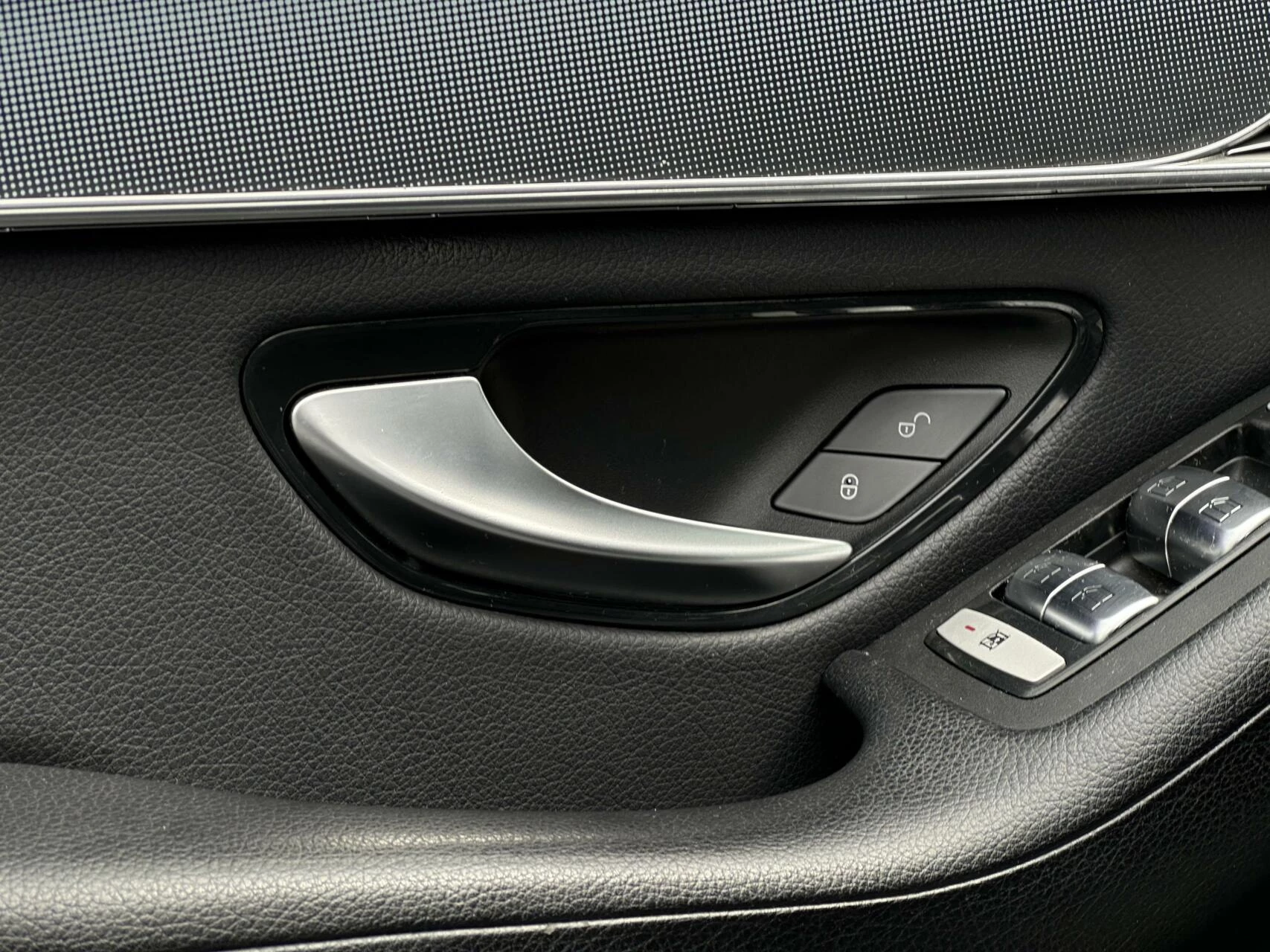 Hoofdafbeelding Mercedes-Benz EQC