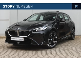 BMW 1 Serie 120 M Sport Automaat / Panoramadak / Sportstoelen / M Adaptief onderstel / Achteruitrijcamera / Parking Assistant