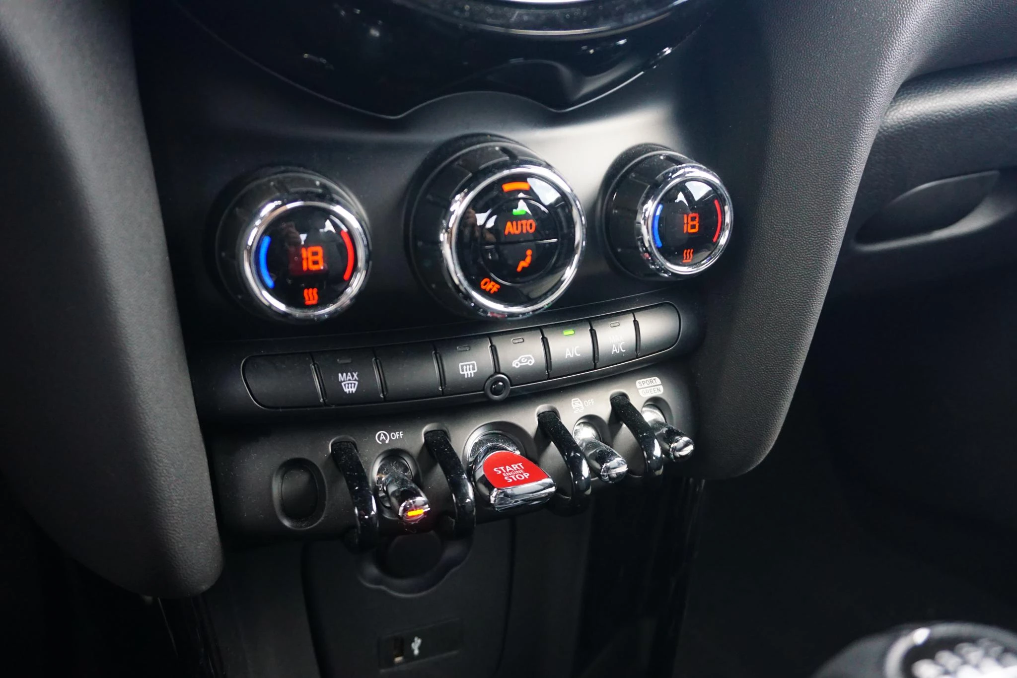 Hoofdafbeelding MINI 3-deurs