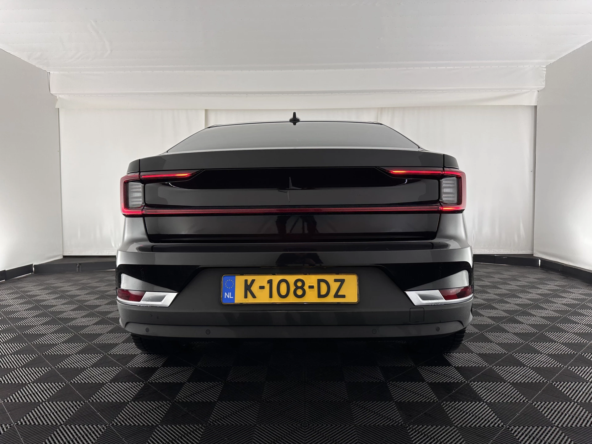Hoofdafbeelding Polestar 2
